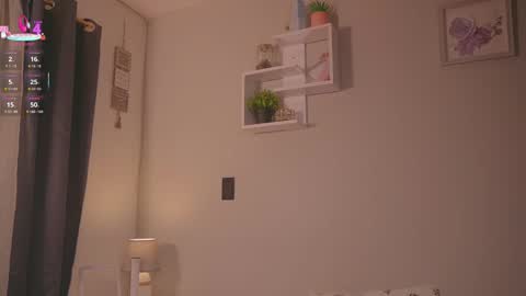 Snapshot of caro_sanchezz chatting on 03-16-26, 12:20 caro_sanchezz online show from 03-16-26, 12:20