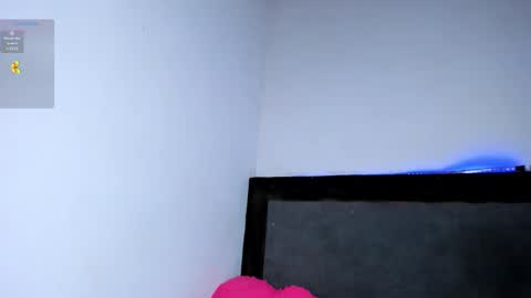 Snapshot of carol100597 chatting on 02-23-26, 02:31 karol online show from 02-23-26, 02:31