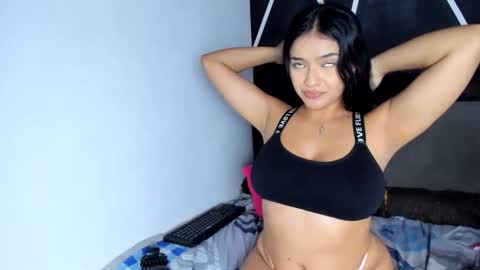 Snapshot of carol100597 chatting on 05-27-26, 02:52 karol online show from 05-27-26, 02:52
