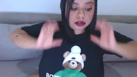 Snapshot of carolaing77 chatting on 04-04-26, 05:54 Caroling online show from 04-04-26, 05:54