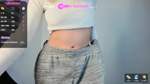 Snapshot of carolblonde chatting on 01-27-25, 07:35 Char online show from 01-27-25, 07:35