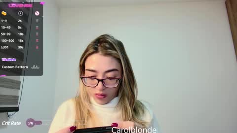 Snapshot of carolblonde chatting on 02-25-25, 07:31 Char online show from 02-25-25, 07:31