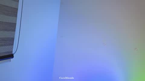 Snapshot of carolblonde chatting on 09-09-25, 03:28 Char online show from 09-09-25, 03:28