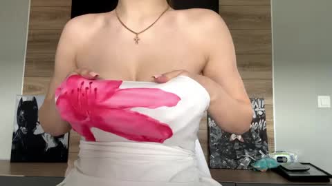 Lisa online show from 05-28-26, 08:11