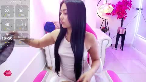 Snapshot of carolina_cherry chatting on 02-13-26, 12:23 CAROLINA. online show from 02-13-26, 12:23