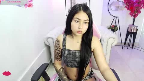 Snapshot of carolina_cherry chatting on 03-01-26, 11:56 CAROLINA. online show from 03-01-26, 11:56