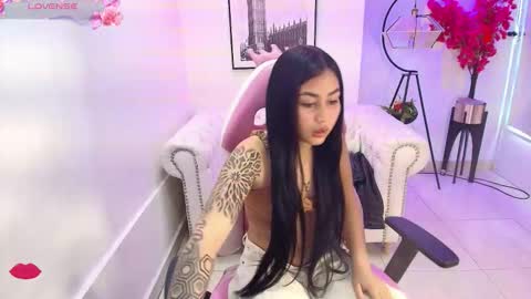 Snapshot of carolina_cherry chatting on 03-05-26, 12:17 CAROLINA. online show from 03-05-26, 12:17