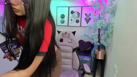 CAROLINA.  online show from 06-24-26, 12:26