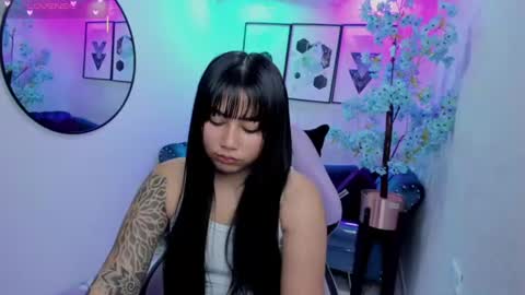 CAROLINA.  online show from 06-26-26, 01:04