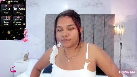 Snapshot of carolina_evanss chatting on 12-19-24, 04:02 carolina evanss online show from 12-19-24, 04:02
