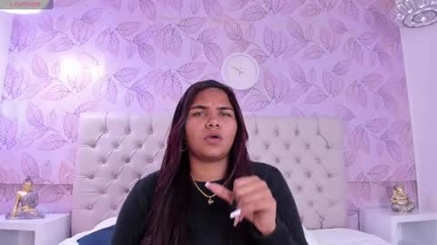 Snapshot of carolina_evanss chatting on 02-10-25, 03:35 carolina evanss online show from 02-10-25, 03:35