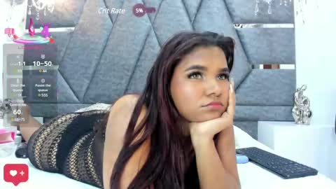 Snapshot of carolina_evanss chatting on 02-27-25, 10:04 carolina evanss online show from 02-27-25, 10:04
