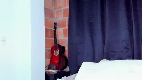 Snapshot of carolina_ml chatting on 04-30-26, 08:57 CarolinaM online show from 04-30-26, 08:57