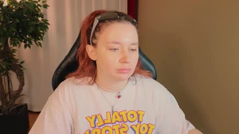 Mira online show from 11-16-25, 01:06