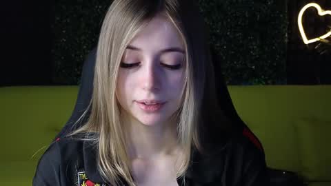 Carolina online show from 12-19-24, 01:07