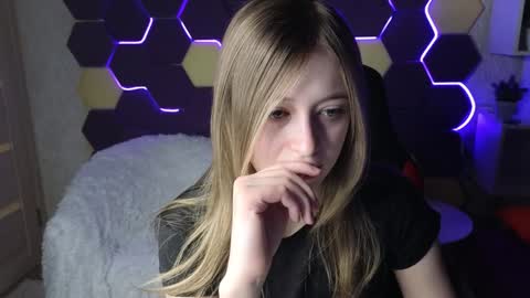 Carolina online show from 01-27-25, 01:05