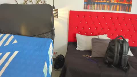 Snapshot of carolinacrus01 chatting on 09-28-25, 04:45 Carolina online show from 09-28-25, 04:45