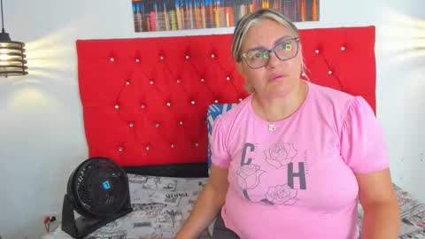 Snapshot of carolinacrus01 chatting on 10-02-25, 05:09 Carolina online show from 10-02-25, 05:09