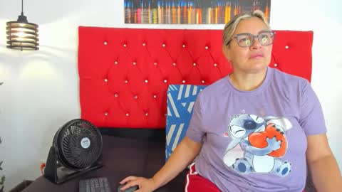 Snapshot of carolinacrus01 chatting on 10-26-25, 02:56 Carolina online show from 10-26-25, 02:56