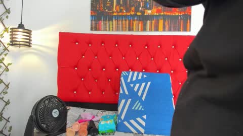 Snapshot of carolinacrus01 chatting on 11-02-25, 02:19 Carolina online show from 11-02-25, 02:19