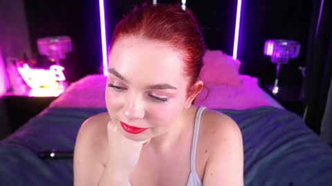 Snapshot of carolinadia chatting on 12-12-24, 11:07 carolinadia online show from 12-12-24, 11:07