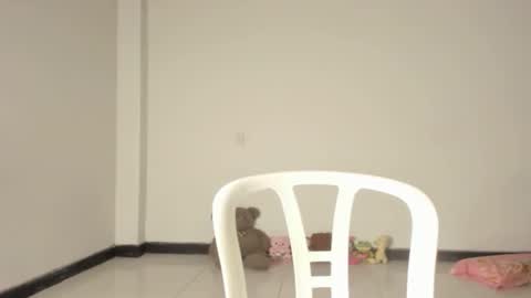 Snapshot of carolinagomez22 chatting on 10-27-25, 11:41 carolinagomez22 online show from 10-27-25, 11:41