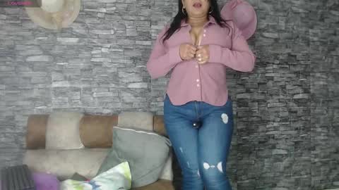 Camelia online show from 11-26-25, 02:45