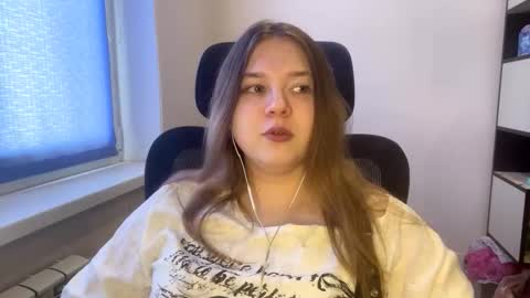 carolindueno online show from 03-29-26, 08:03