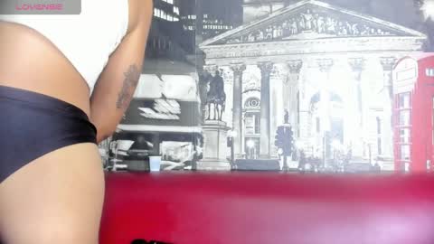 Snapshot of caroline_clark420 chatting on 04-25-26, 04:59 Caroline Clark online show from 04-25-26, 04:59