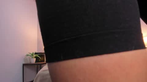  Caroline  online show from 06-27-26, 11:37