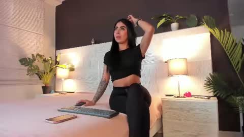  Caroline  online show from 07-26-26, 04:36