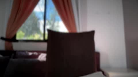 caroline_east online show from 05-04-26, 12:06