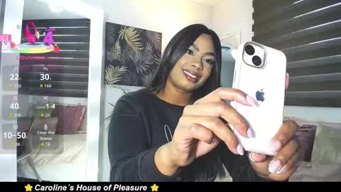 C A R O L I N E online show from 11-09-25, 12:03