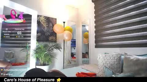 C A R O L I N E online show from 12-16-25, 02:00