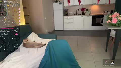 Caro online show from 01-31-25, 09:05