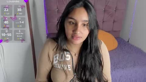 Snapshot of caroline_rodriguez_9 chatting on 09-25-25, 11:52 caroline_rodriguez_9 online show from 09-25-25, 11:52
