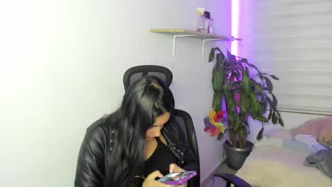 Snapshot of caroline_rodriguez_9 chatting on 09-30-25, 03:33 caroline_rodriguez_9 online show from 09-30-25, 03:33