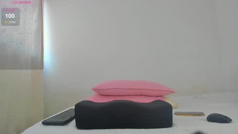 Caroline Tovar   Lovense is active my orgasms in your hands Give me more pleasure and make me cum online show from 12-06-24, 03:33