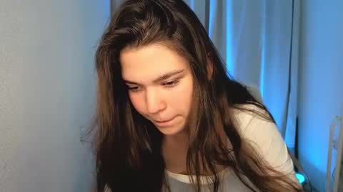 Caroline online show from 09-26-25, 05:44