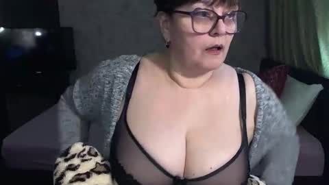 CarolineDream  online show from 02-09-25, 08:54