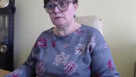 CarolineDream  online show from 02-12-25, 08:59