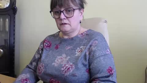 CarolineDream  online show from 02-12-25, 12:12