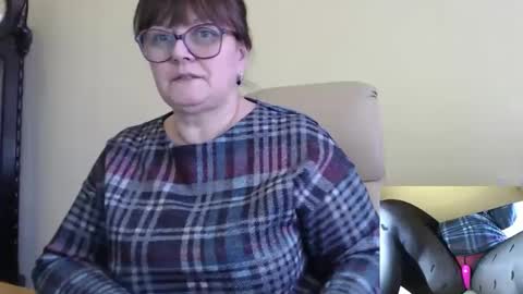 CarolineDream  online show from 02-14-25, 12:25