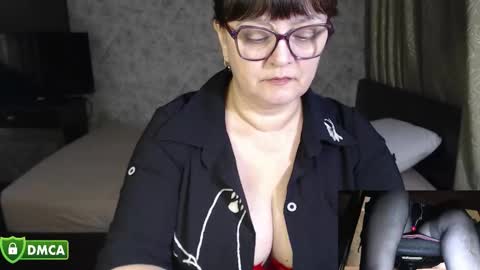 CarolineDream  online show from 09-26-25, 06:12