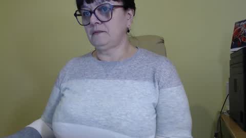 CarolineDream  online show from 10-20-25, 05:19