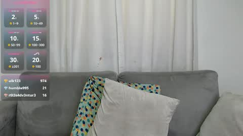 Snapshot of carolinefantasy_ chatting on 05-11-26, 02:45 Caroline online show from 05-11-26, 02:45