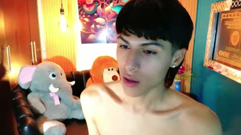carolinejesh online show from 05-10-26, 11:59