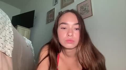Caroline online show from 07-05-26, 04:14