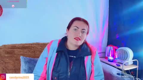 Carolinhe  online show from 11-13-25, 12:04