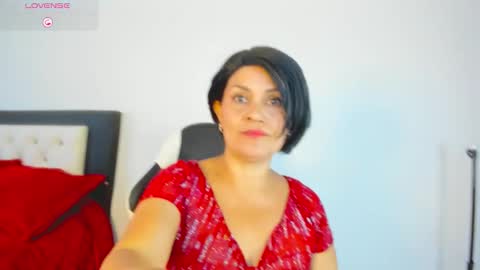 CarolinneFiotti online show from 01-08-26, 04:53